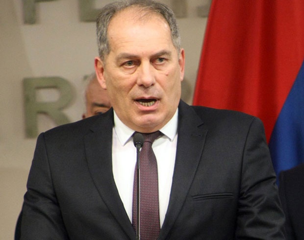 Мектић одговорио кардиналу Пуљићу: Бавите се педофилијом у Цркви