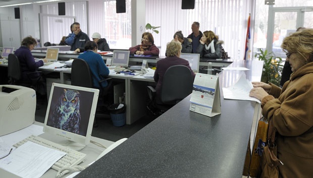 Нова услуга државне управе: Решења о порезу на имовину од данас корисницима електронски