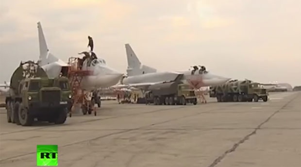 Терористи гранатирали руску базу у Сирији