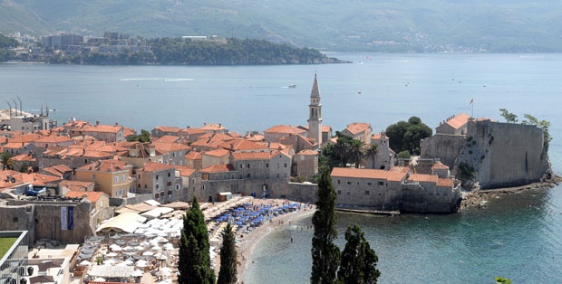 Будва: Уклоњене дискотеке на будванском шеталишту