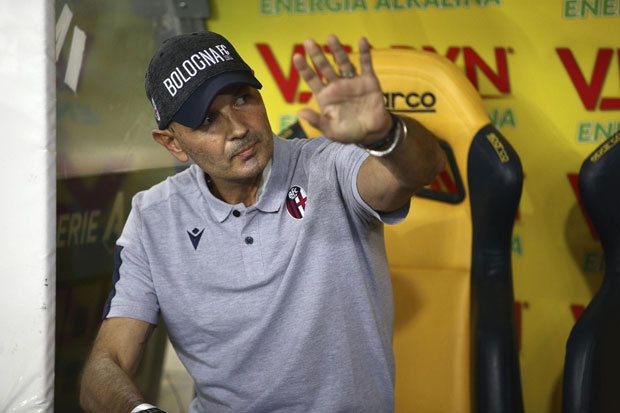 ЗАРАДЕ ТРЕНЕРА У СЕРИЈИ А: Михајловић на деоби четвртог места 