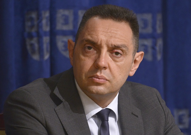 Вулин: Вучић неколико хиљада пута сиромашнији од Ђиласа