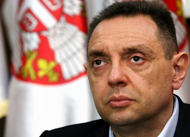 Вулин писао Вучићу да предузме мере на заштити становништва 