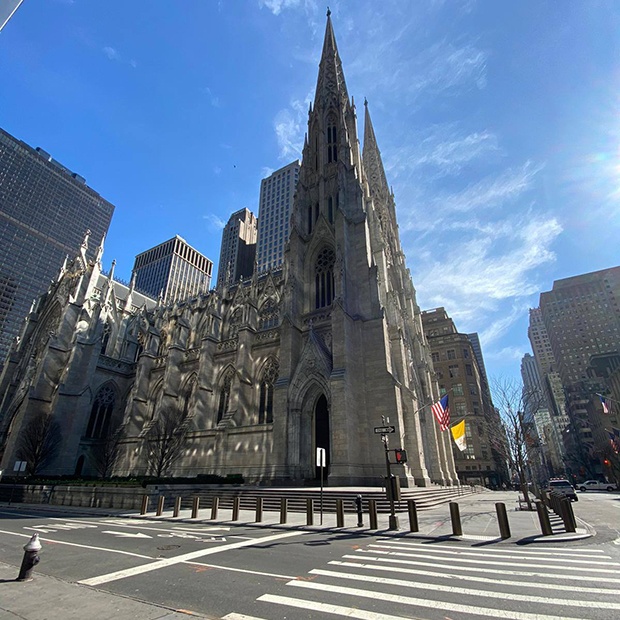 Гувернер Њујорка: Удружујемо се за набавку опреме, морамо бити конкурентнији