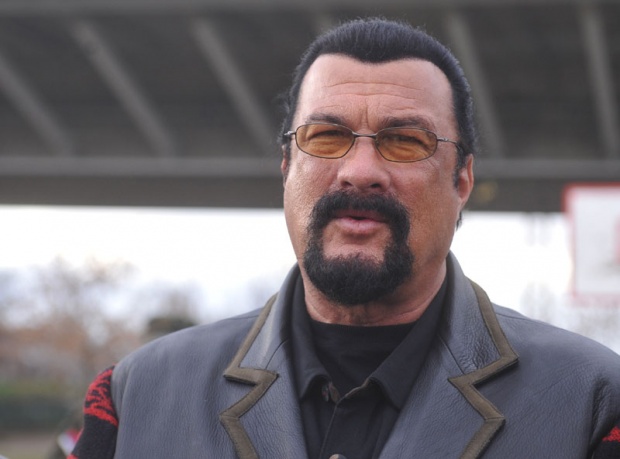 Стивен Сигал добио држављанство Србије